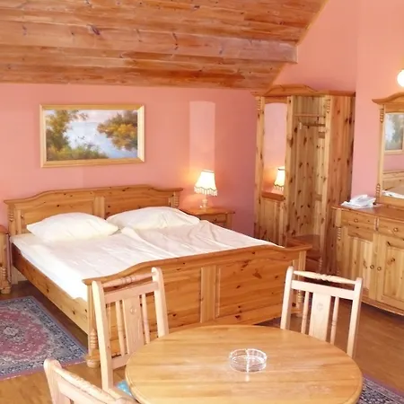 Polaris 3* 슈비노우이스쳬