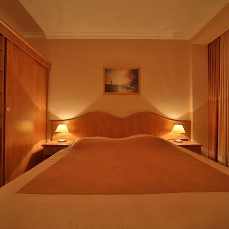 Polaris Hotel