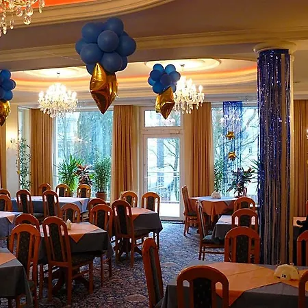 Polaris Hotel 3*