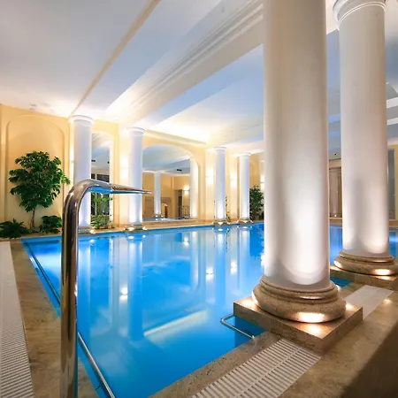 Polaris Hotel 3*