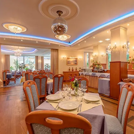 Hotel Polaris 3*