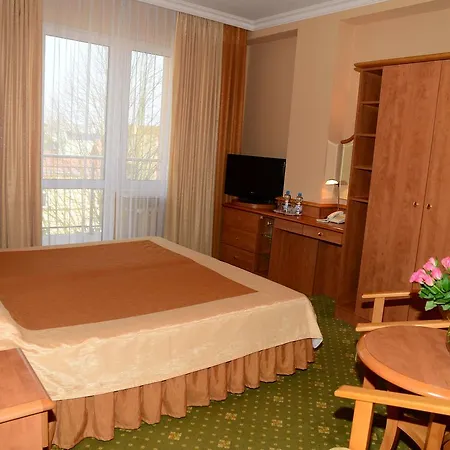 Polaris 3* 슈비노우이스쳬